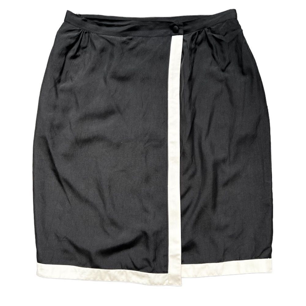 Vintage 1980’s Pia Rucci 100% Silk Wrap Skirt Black and Ivory Size 12